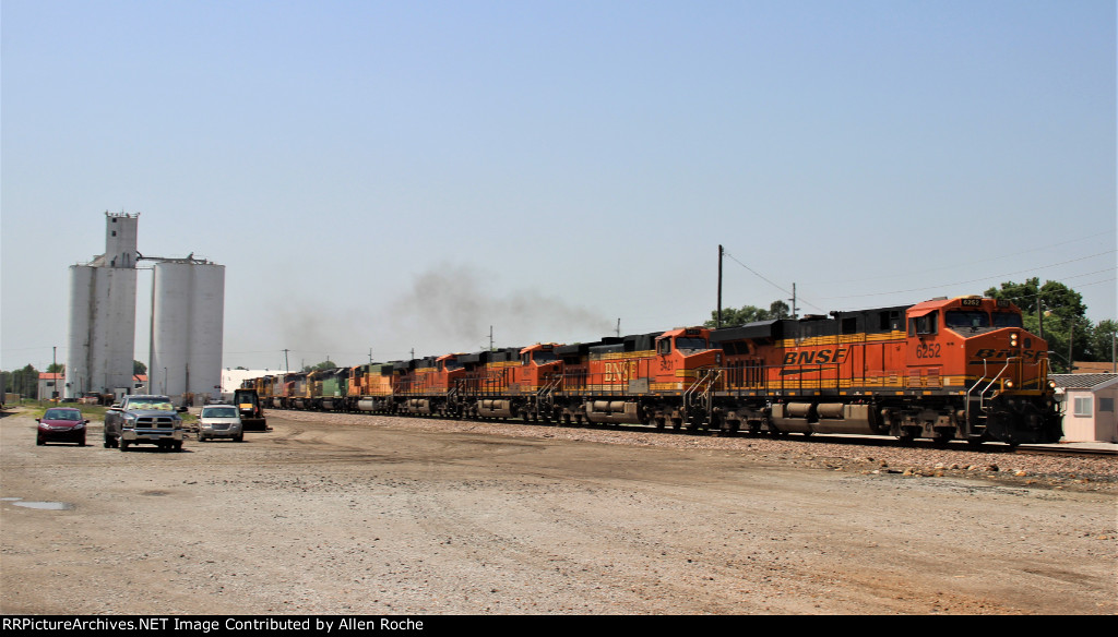 BNSF 6252